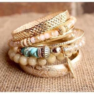 NWOT Bangle Bundle - Set of 7 Coordinating Bangles